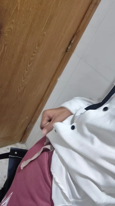 Tuvalette ateşli yarak