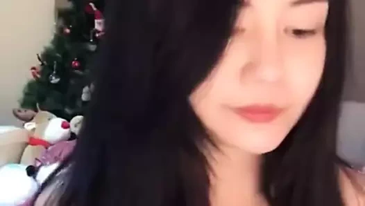 Bigo canlı yayın kız