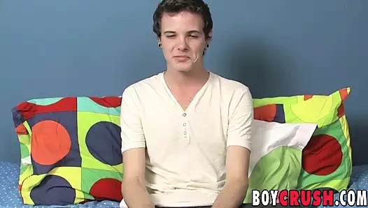 röportaj twink kaldırır onun Cum sırasında mastürbasyon