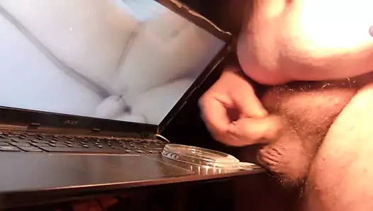 porno izlerken boşalmak