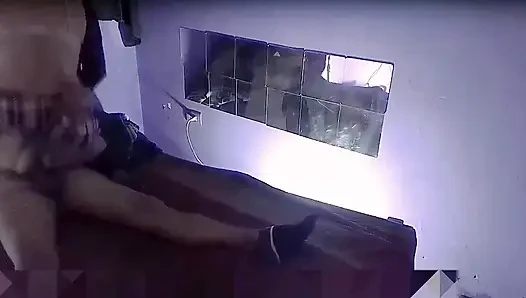 Odamda Gizli Seksi Çok Seviyorum
