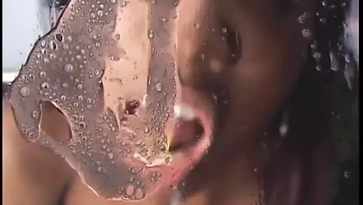 Siyah fahişe Başlarken ona sıkı am çarptı