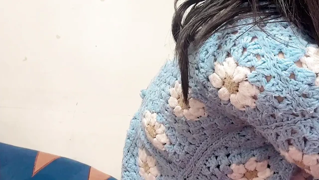 Hana'nın Minik Ekstra Islak Amcığı Parmakla Çok Azgın