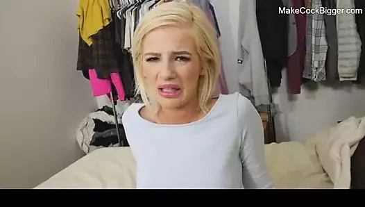 Sigara sıcak sürtük becerdin. sıcak amatör sürtük