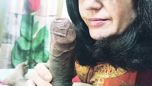 Sürtük üvey annem her gün yarağımı istiyor