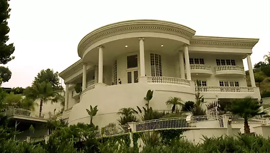 3 çılgın kız arkadaş üniversite arkadaşlarıyla grup seks yapıyor!