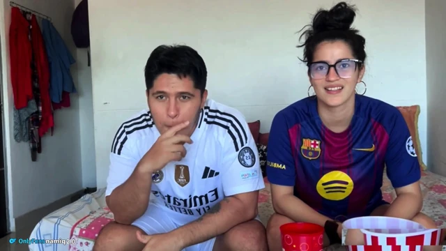 Futbol maçını izliyor ve o bahis kaybediyor