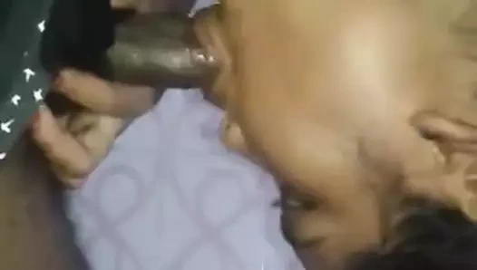 güzel kızlar göğüsler sağma