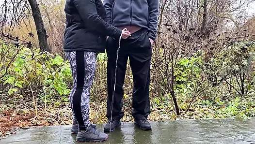 Üvey annem sikimi kontrol ediyor