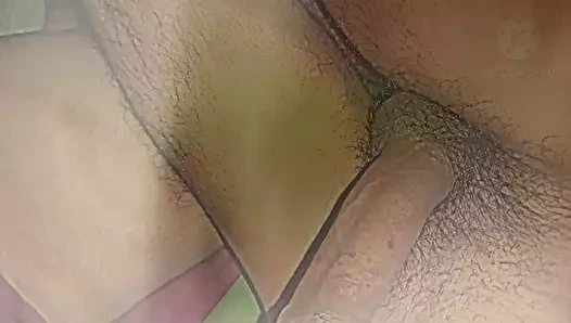 Hot Indian Aunty Saree Sensual handjob open hend massage oil