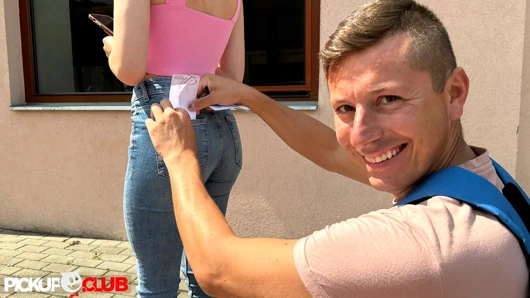 Pickupclub - bay sikişiyor ve 2 kankamla başı belada