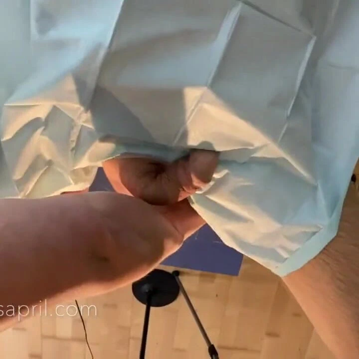 Dominatrix sahibe April - klinik yarak dikişi