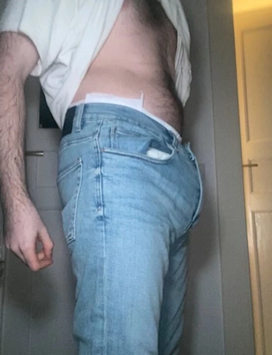 Genç oğlanın en büyük bezi var