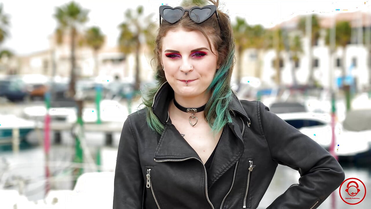 Trixy Kitty Çifte Hakimiyet