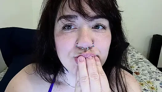 Vibratör, dildo ve eller mastürbasyon - kremsi orgazm için yumruk sokma