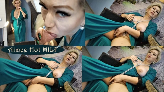 Kaltak karım her an insanların neşesi için amıyla oynamaya hazır: öğle yemeğinde bile.!.