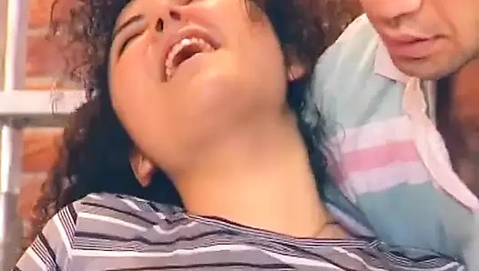 Almanya'dan amatör hatun tıraşlı amını siktiriyor