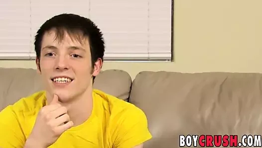 Esnek twink gerizekalı kapalı onun büyük horoz gerçekten sert