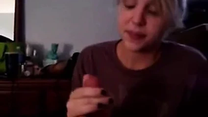 Euro kız 2 handed oral seks cim