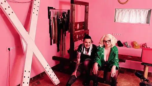 Sahne arkası videosu - kadın kılıklı kadın egemenliği bakış açısı