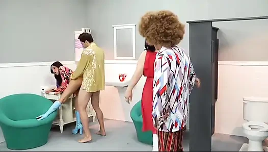 Parody bros: charlie'nin melekleri değil: bölüm 4