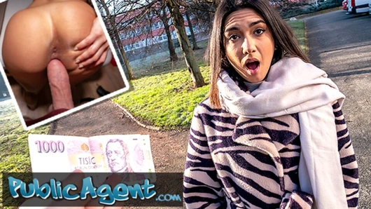 Kamu görevlisi - güzel esmer biyoloji öğrencisi yabancı bir yarağın üzerine boşalıyor