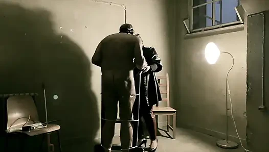 Dominatrix sahibe April - cell45 - nisan hapishanesi, bölüm 2