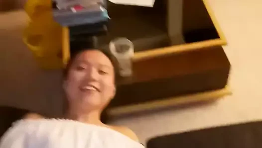 O ezilmeden önce fahişe et trolünü geciktirin