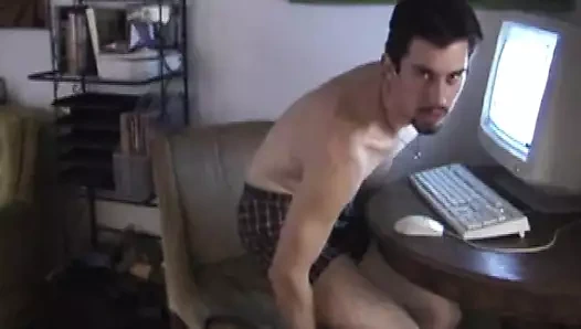 Genç trey dövüyor