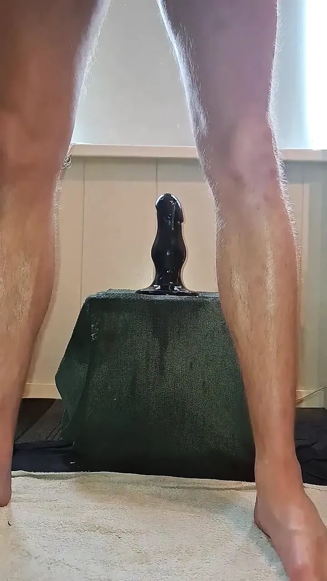 Yalnız eşcinsel erkek - aşırı anal yıkım büyük dildo ve yumruk sokma