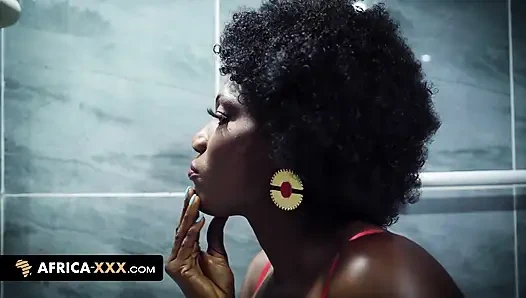 Banyoda tek başına