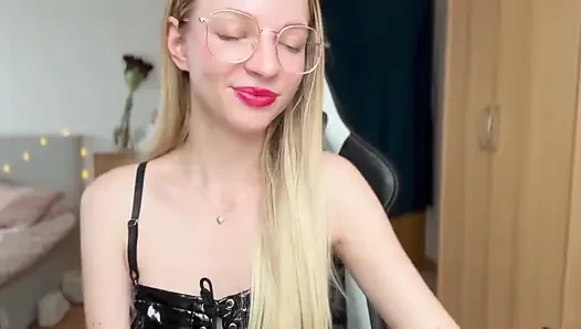 Asmr rol yapma uygunsuz ve kaba muamele