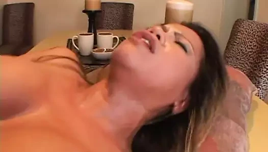 Asya milf ile dev memeler sürmek sert horoz sevmek bir pro