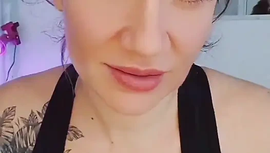 31 talimatı göğüslerime boşalıyor