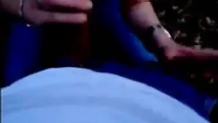 Bir açık emmek ve sikme tarih