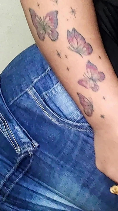 İri güzel kadın meme ucu sızdırıyor gırtlak canavarı