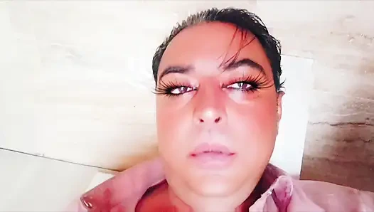 Pakistanlı imran büyük götlü evde tek başına