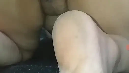 Bizim için en mutlu anne karım ve boşalmam gerekiyor