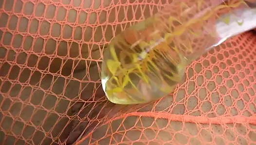 Fileli ateşli genç kız vibratörüyle oynuyor