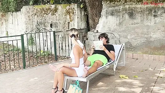 Üvey oğlun, üvey annesinin yaz tatillerinde yaptığı maceraları keşfederek kıskanan kurnaz planı