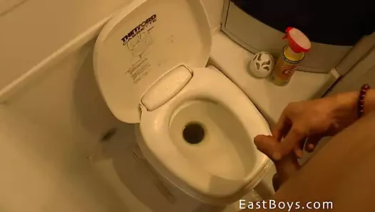 Karavan erkekleri - handjob - pyotr tomek