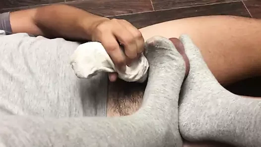 Köle mastürbasyon ile bir gece üzerinde the çük ballbusting