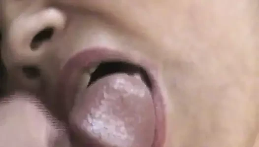 Oral seks ve ağzına cumshot doğrudan