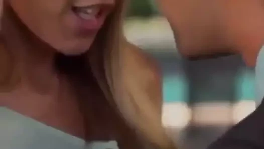 sevimli yeşil kız meme basın