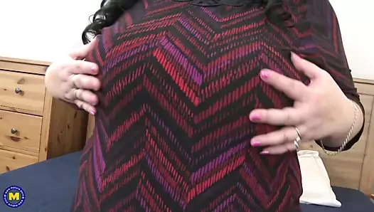 Yani büyük olgun bbw sexbomb ile aç kedi