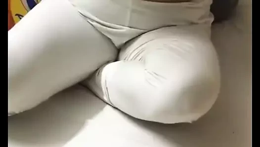 bengalce karısı büyük göğüsler kocanın arkadaşları