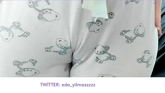 CAMELTOE- MASTURBATE WITH PAJAMA- RUBBING PUSSY WITH PAJAMA