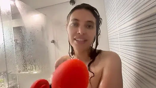 Duşta Oynamayı Severiz Ta Gelene Kadar