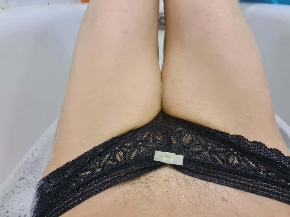 Benim mavi iç çamaşırım ve kıçımı yapay penis