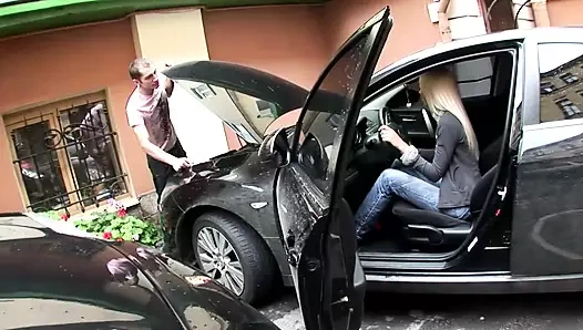 Azgın kedicikler! (Sahne 01)